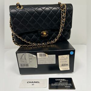 CHANEL Double Flap 25 Quilted CC Lambskin w/Chain Shoulder Bag Black